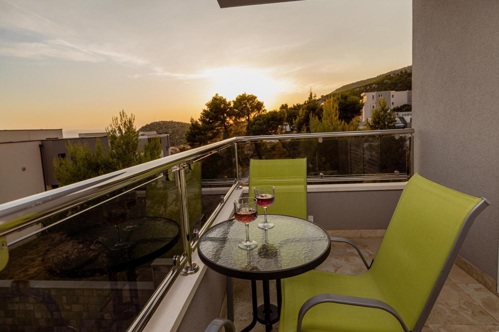Villa Em Makarska Room photo