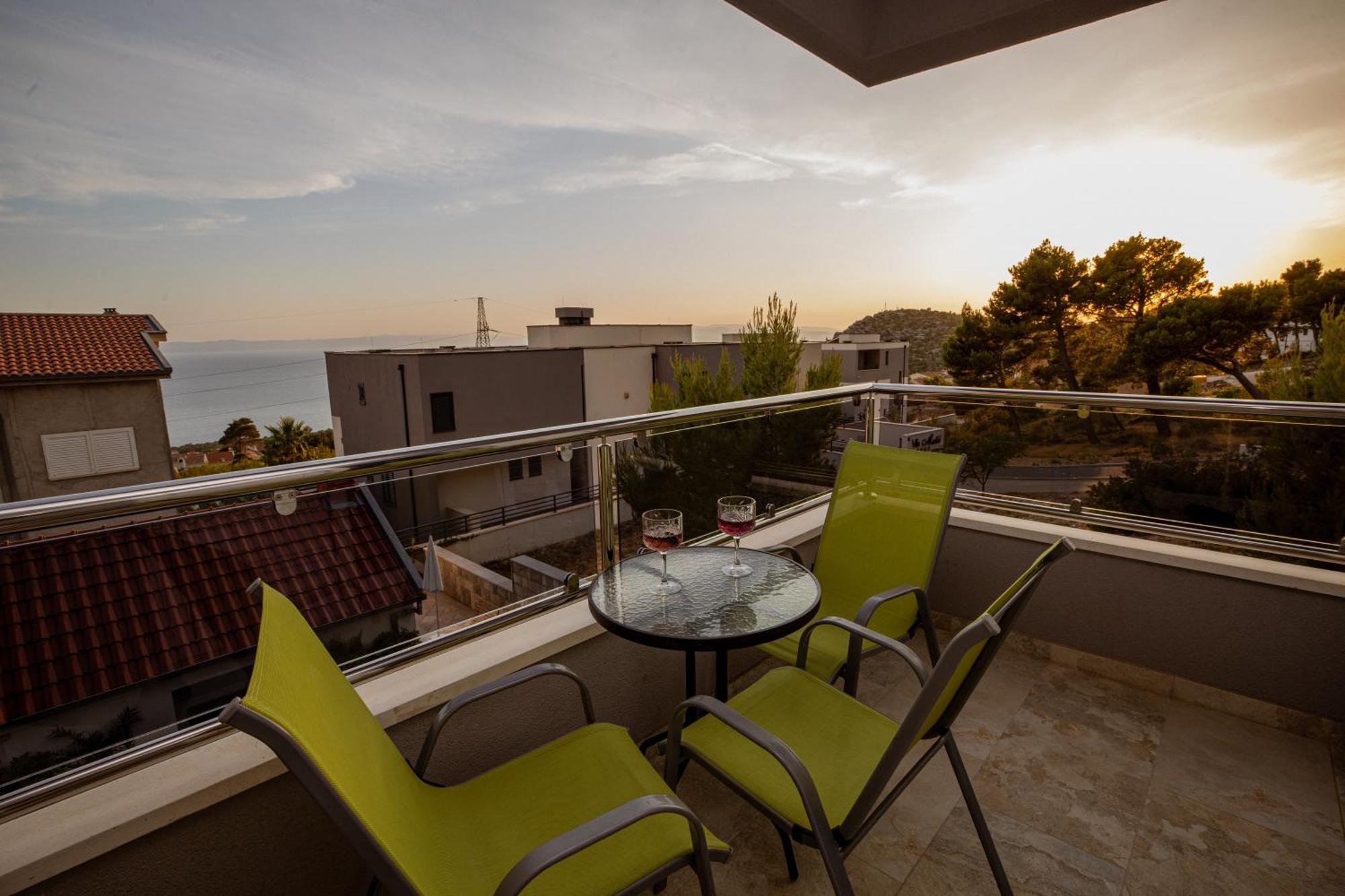 Villa Em Makarska Room photo