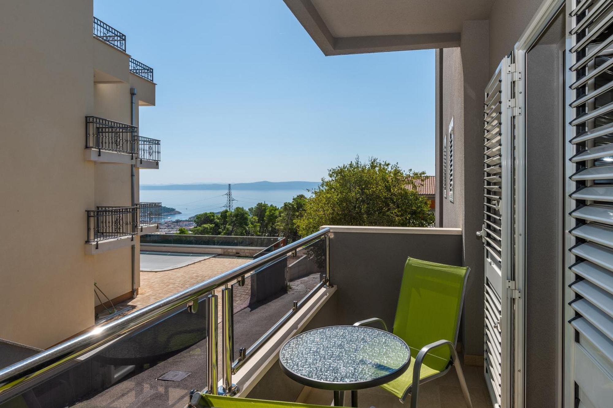 Villa Em Makarska Exterior photo