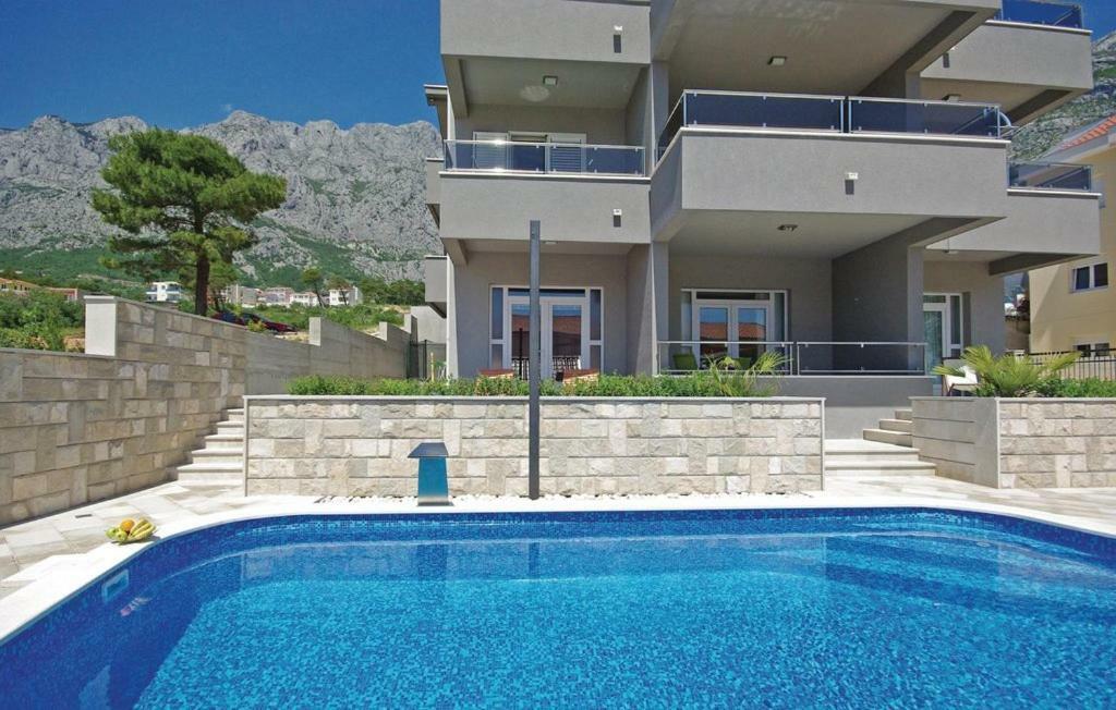 Villa Em Makarska Exterior photo