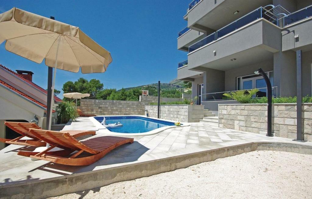 Villa Em Makarska Exterior photo